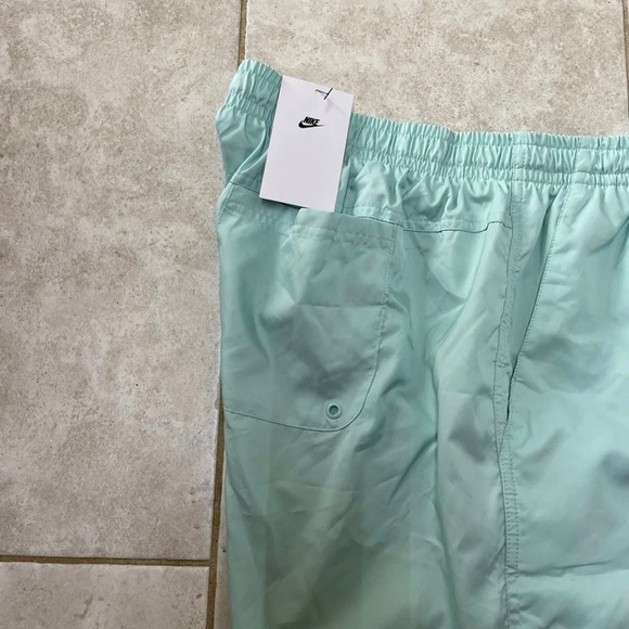 Nike Sportswear Woven Flow Shorts Men's Mint/Blue new with tags DR5678-382 - Picture 2 of 4